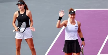 Bia Maia e Anna Danilina vibram com vitória na semi