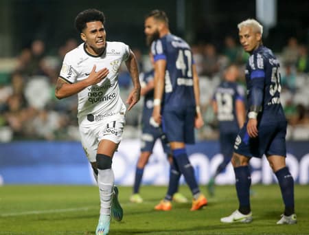 Du Queiroz - Coritiba x Corinthians