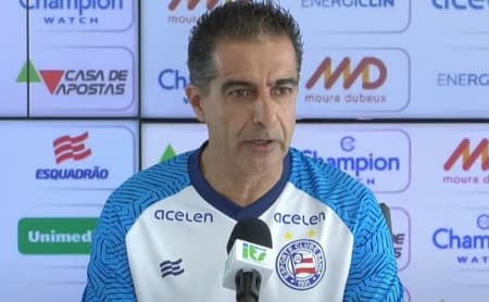 Renato Paiva apresentado no Bahia