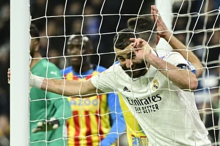 Benzema - Real Madrid x Valencia