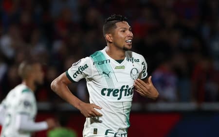 rony_cerro_porteno_palmeiras_libertadores_2023-aspect-ratio-512-320