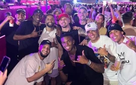 tardezinha-jogadores-fortaleza-corinthians-aspect-ratio-512-320