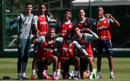 treino_palmeiras_25_maio_2023-aspect-ratio-512-320