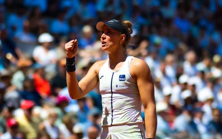 423455_1062070_beatriz_haddad_maia___2023_roland_garros___day_9_dsc_9214-scaled-aspect-ratio-512-320
