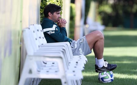 abel_ferreira_treino_palmeiras_19_junho_2023-aspect-ratio-512-320