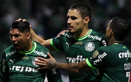 comemoracao_palmeiras_bolivar_libertadores_20232-aspect-ratio-512-320