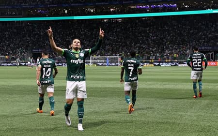 veiga_palmeiras_corinthians_allianz_parque-aspect-ratio-512-320