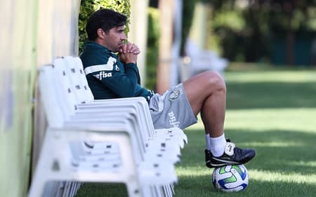 abel_ferreira_treino_palmeiras_19_junho_2023-aspect-ratio-512-320