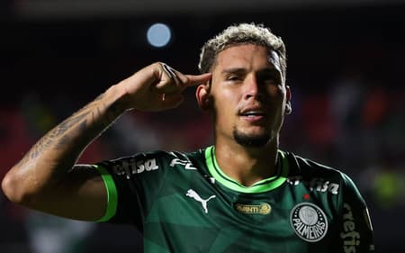 navarro_palmeiras_cerro_porteno_libertadores_2023-aspect-ratio-512-320