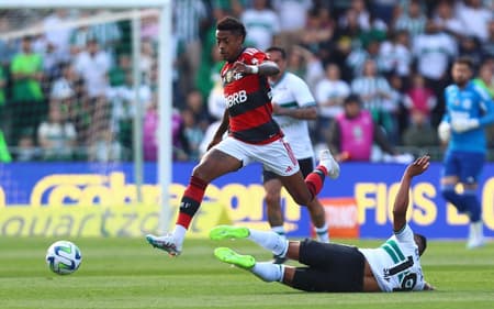 CORITIBA_FLAMENGO_BH-aspect-ratio-512-320