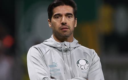 abel_ferreira3_palmeiras_cruzeiro_brasileirao_2023-aspect-ratio-512-320