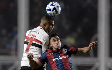 alisson_san_lorenzo_sao_paulo_sulamericana-aspect-ratio-512-320