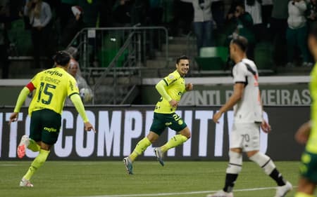 veiga_palmeiras_vasco_brasileirao_2023-scaled-aspect-ratio-512-320