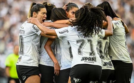 Comemoracao-Corinthians-Ferroviaria-aspect-ratio-512-320