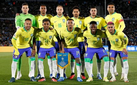 posada_uruguai_brasil_eliminatorias-aspect-ratio-512-320