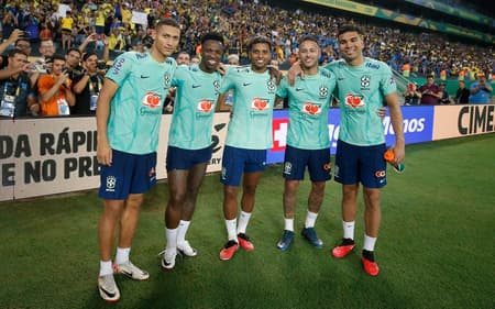 treino_selecao_brasileira_10_outubro_2023-aspect-ratio-512-320