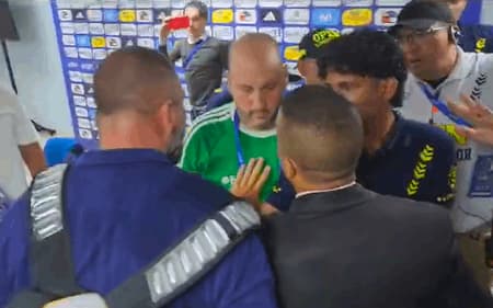 Confusão antes da coletiva de Fernando Diniz, no jogo Colômbia x Brasil pelas Eliminatórias