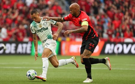 athletico_pr_palmeiras_brasileirao_2023-aspect-ratio-512-320