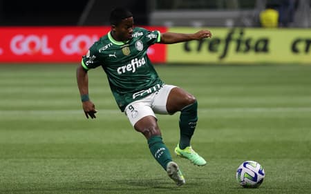 endrick_palmeiras_cruzeiro_brasileirao_2023-aspect-ratio-512-320