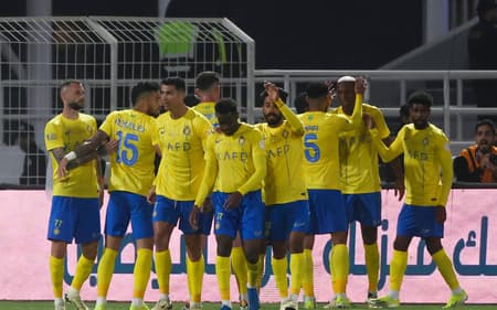 000_34K7994-scaled-aspect-ratio-512-320