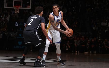 AFP__20240206__1981169751__v1__HighRes__GoldenStateWarriorsVBrooklynNets-scaled-aspect-ratio-512-320