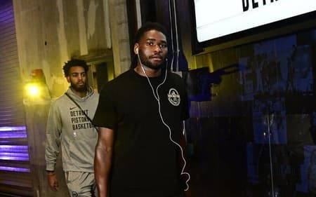 Isaiah-Stewart_Easy-Resize.com_-aspect-ratio-512-320