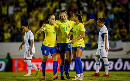 selecao-brasileira-aspect-ratio-512-320