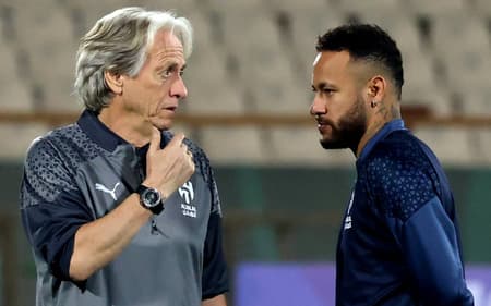 AFP__20231002__33XC4XD__v1__HighRes__FblAsiaC1HilalTraining-aspect-ratio-512-320