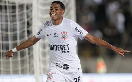 Wesley-Cianorte-Corinthians-scaled-aspect-ratio-512-320