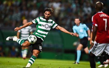 AFP__20160927__GJ77A__v1__HighRes__FblEurC1SportingPortugalLegiaWarsaw-scaled-aspect-ratio-512-320