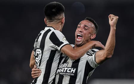 Almada-Marcal-comemoracao-Botafogo-Corinthians-scaled-aspect-ratio-512-320