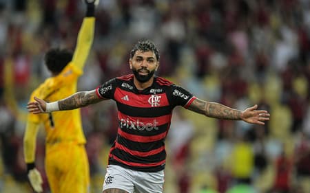Gabigol-comemora-gol-irregular-em-Flamengo-x-Corinthians-scaled-aspect-ratio-512-320