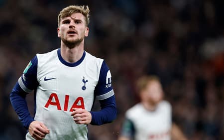 Timo-Werner-comemora-gol-marcado-pelo-Tottenham-diante-do-Manchester-City-na-Copa-da-Liga-Inglesa-scaled-aspect-ratio-512-320