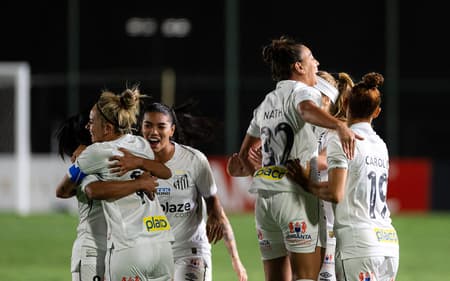 santos_always_ready_libertadores-scaled-aspect-ratio-512-320