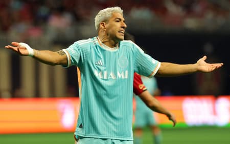 AFP__20241103__2182548331__v2__HighRes__AtlantaUnitedVInterMiami2024MlsCupPlayoffs-scaled-aspect-ratio-512-320