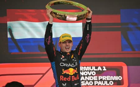 AFP__20241103__36LH8P9__v1__HighRes__AutoPrixF1BraRacePodium-scaled-aspect-ratio-512-320