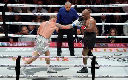 AFP__20241116__36MM42P__v1__HighRes__UsBoxingTysonPaulHeavyweight-scaled-aspect-ratio-512-320