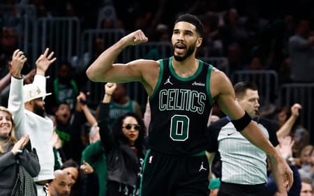 AFP__20241120__2185657775__v1__HighRes__ClevelandCavaliersVBostonCelticsEmiratesNbaC-aspect-ratio-512-320