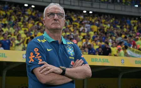 AFP__20241120__36MW4P7__v1__HighRes__FblWc2026SamericaQualifiersBraUru-scaled-aspect-ratio-512-320