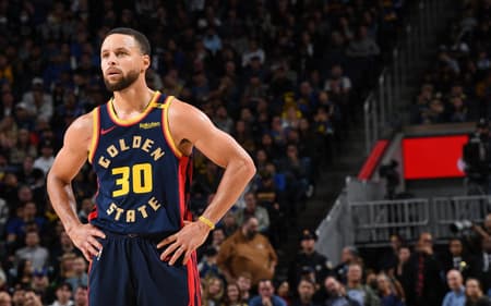 AFP__20241126__2186206615__v1__HighRes__BrooklynNetsVGoldenStateWarriors-scaled-aspect-ratio-512-320