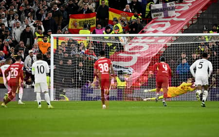 AFP__20241127__36NG67X__v1__HighRes__FblEurC1LiverpoolRealMadrid-scaled-aspect-ratio-512-320