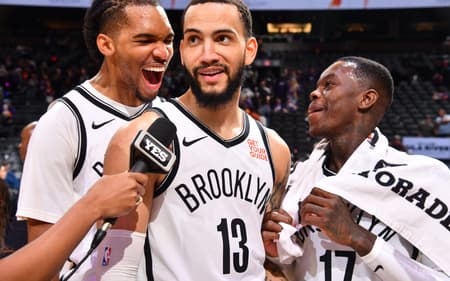 AFP__20241128__2186577370__v1__HighRes__BrooklynNetsVPhoenixSuns-scaled-aspect-ratio-512-320