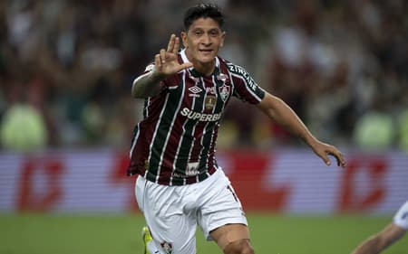 German-Cano-comemora-gol-marcado-pelo-Fluminense-contra-o-Fortaleza-scaled-aspect-ratio-512-320