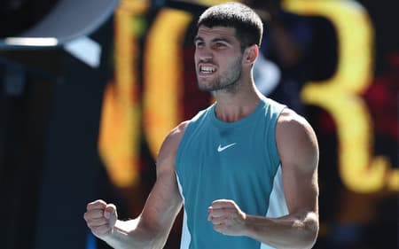 AFP__20250117__36UC774__v1__HighRes__TennisAusOpen-scaled-aspect-ratio-512-320