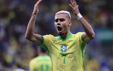Andreas-Pereira-celebra-gol-marcado-com-a-Selecao-Brasileira-diante-do-Peru-scaled-aspect-ratio-512-320