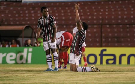 Kelwin-celebra-gol-marcado-pelo-Fluminense-sobre-o-CRB-pela-Copinha-scaled-aspect-ratio-512-320