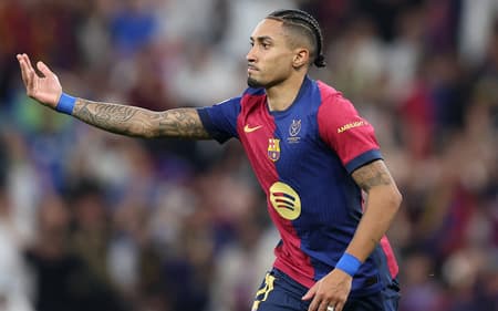 AFP__20250112__36TL9VJ__v1__HighRes__FblKsaEspRealMadridBarcelona-scaled-aspect-ratio-512-320