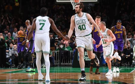 AFP__20250309__2203498489__v2__HighRes__LosAngelesLakersVBostonCeltics-scaled-aspect-ratio-512-320