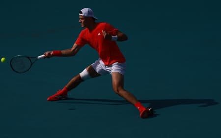AFP__20250323__2206423486__v2__Preview__MiamiOpenPresentedByItau2025Day5-aspect-ratio-512-320