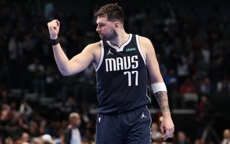 Luka-Doncic-Dallas-Mavericks-Copa-NBA-scaled-aspect-ratio-512-320